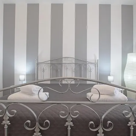 La Casa Di Vittoria Apartment