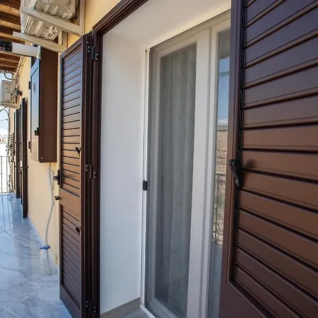 La Casa Di Vittoria Apartment *